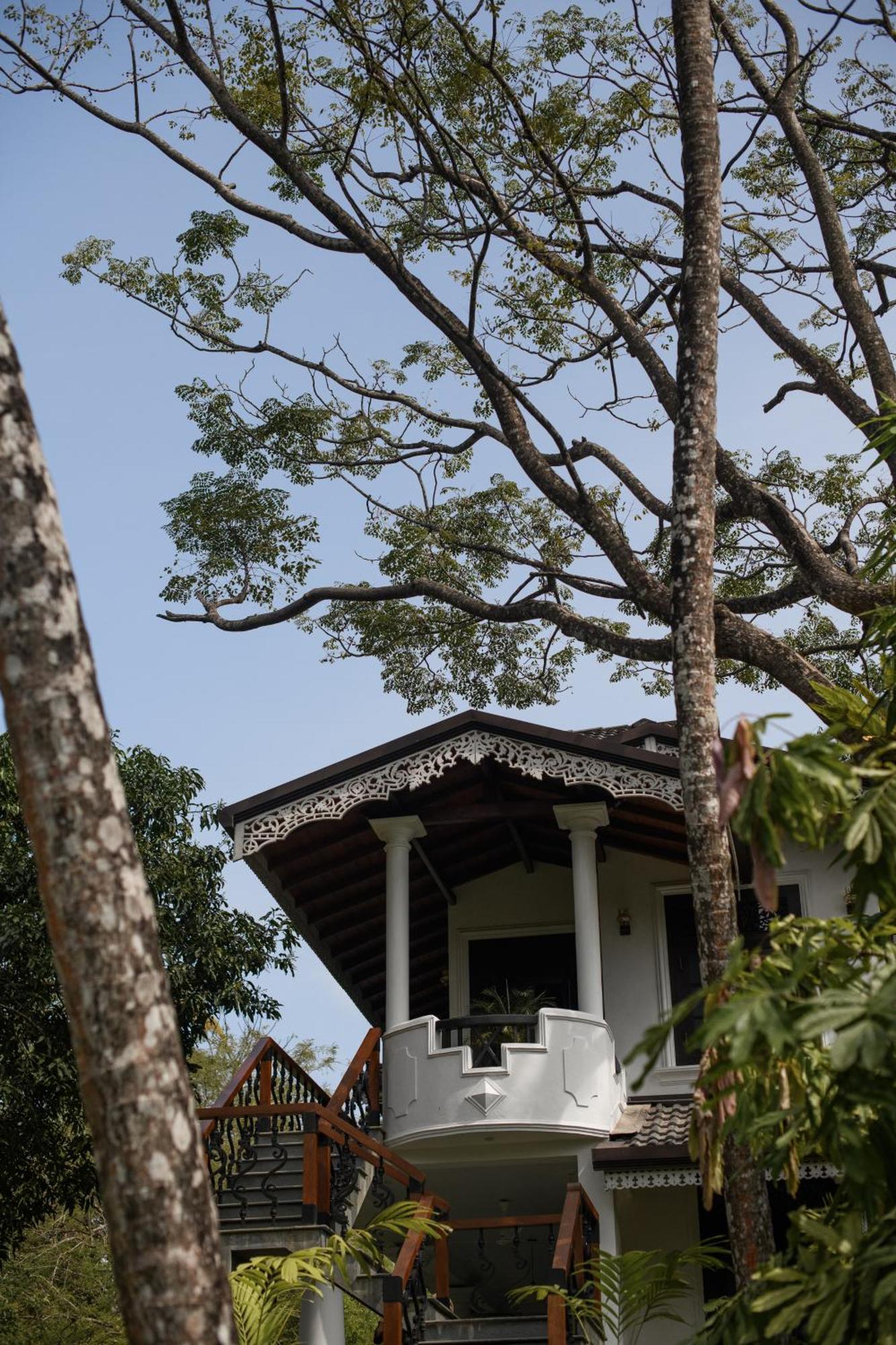 Hotel Roots Retreat Unawatuna Exterior foto